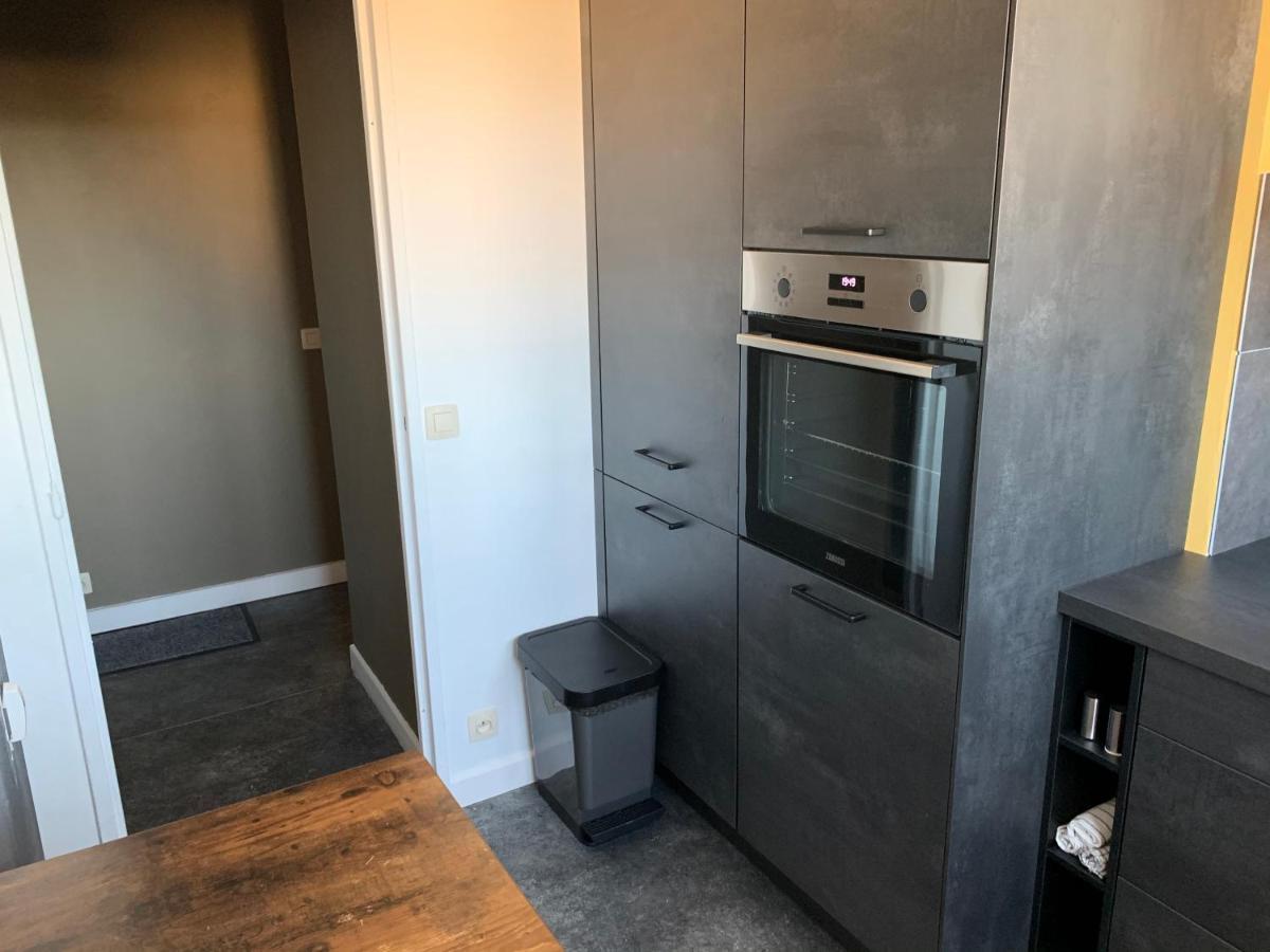 Appartement Tout Confort Dans Une Residence Calme Givet Bagian luar foto