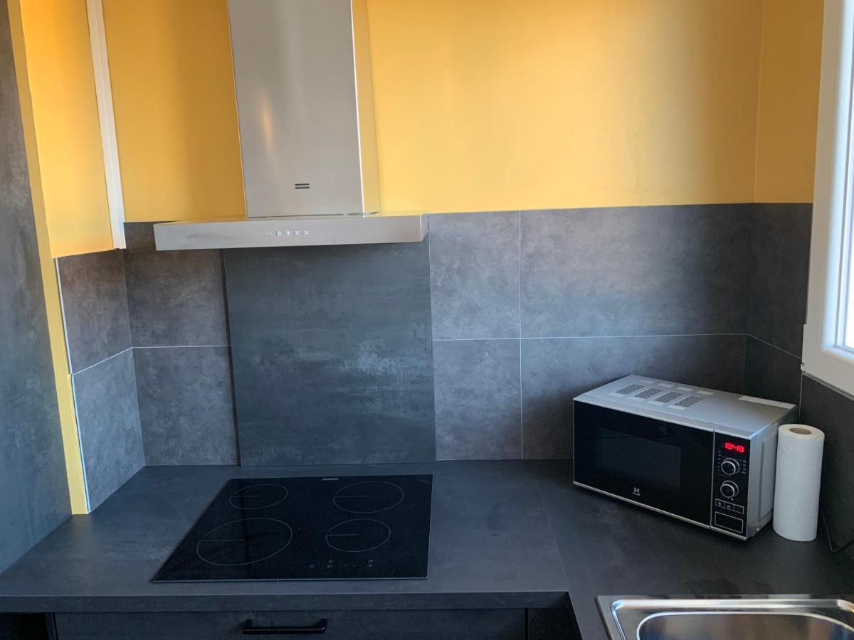 Appartement Tout Confort Dans Une Residence Calme Givet Bagian luar foto